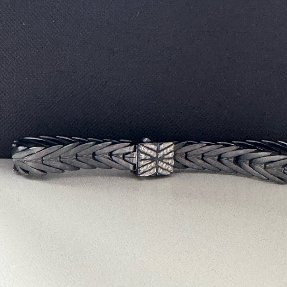 John Hardy Blackened Silver Modern Chain Link Bracelet Pave Diamond Clasp - Picture 7 of 10